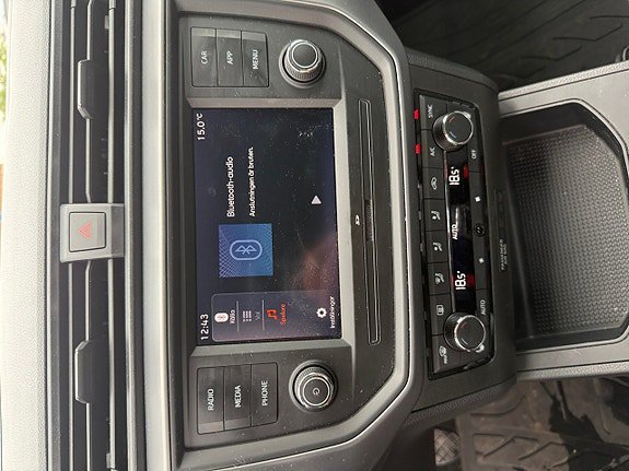 Vehicle Image 16