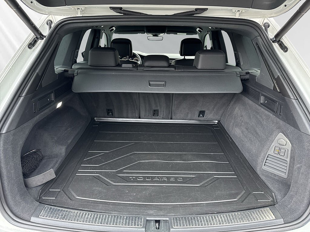 Vehicle Image 26