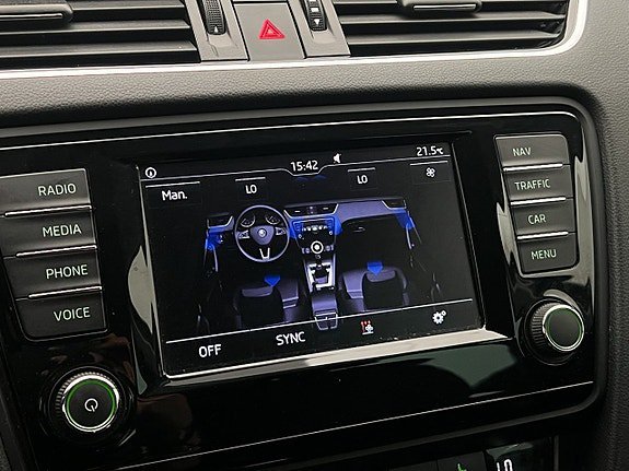 Vehicle Image 24