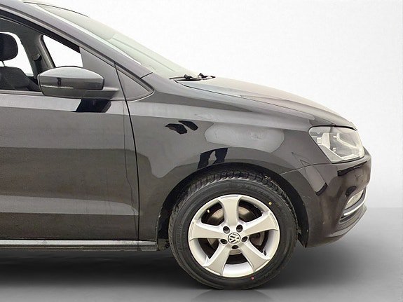 Vehicle Image 26