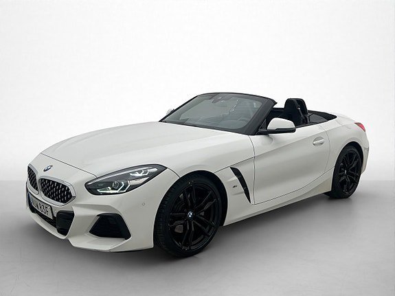 Vehicle Image 32