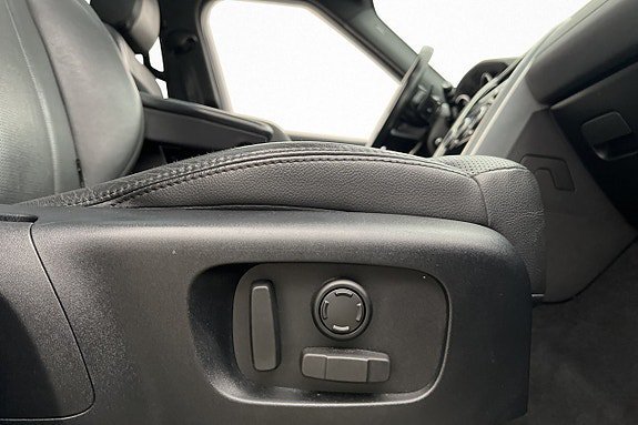 Vehicle Image 27