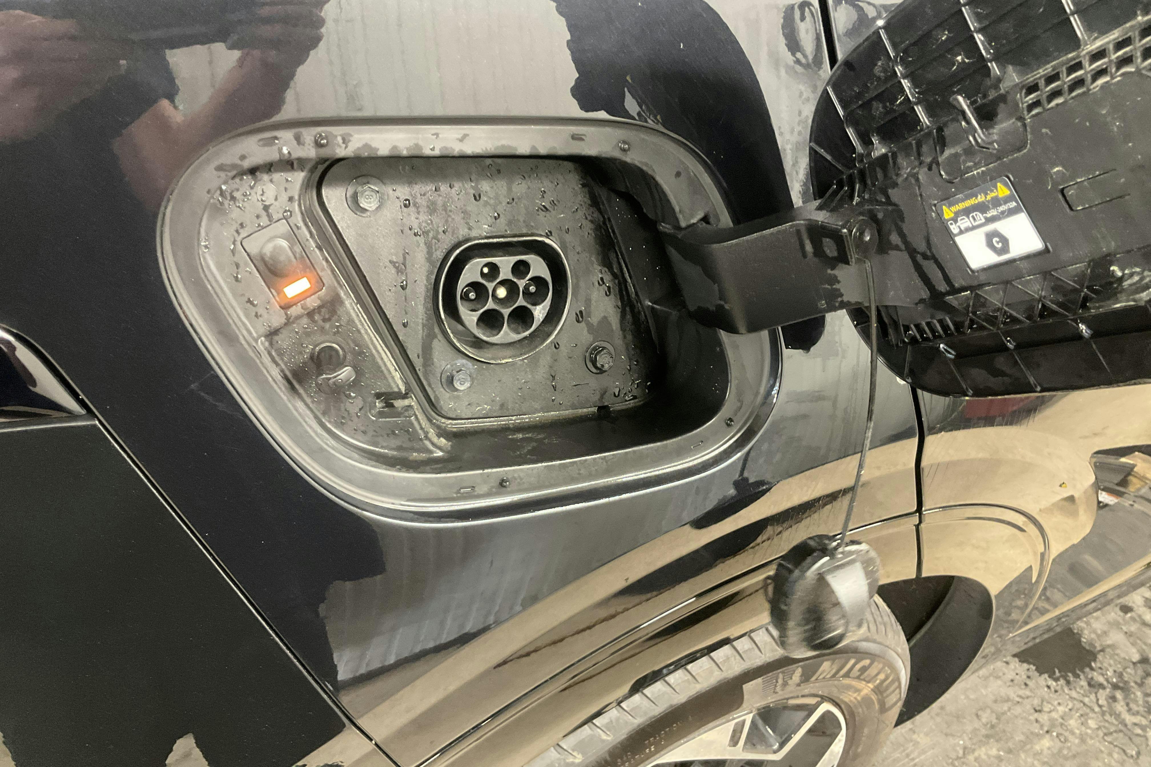 Vehicle Image 18