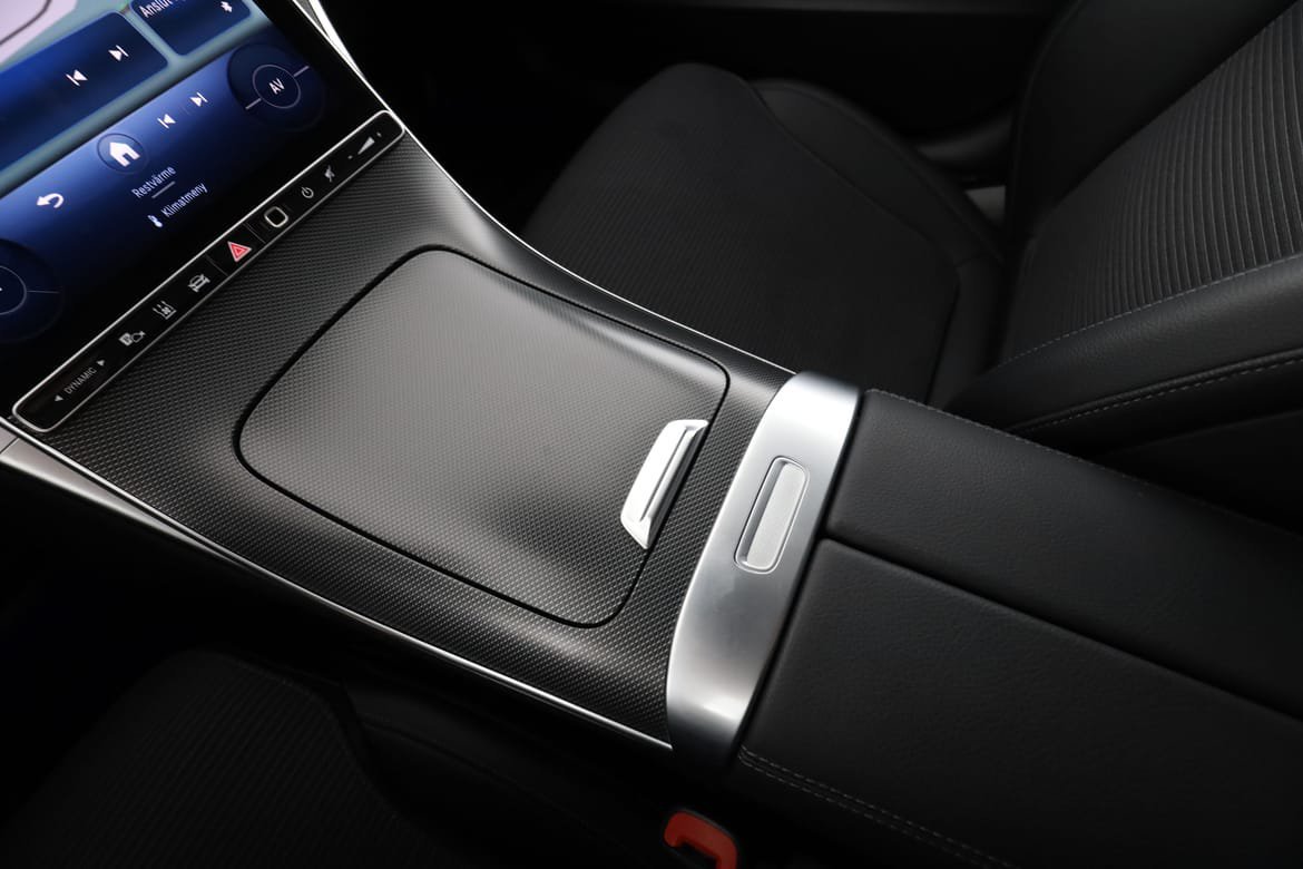 Vehicle Image 23