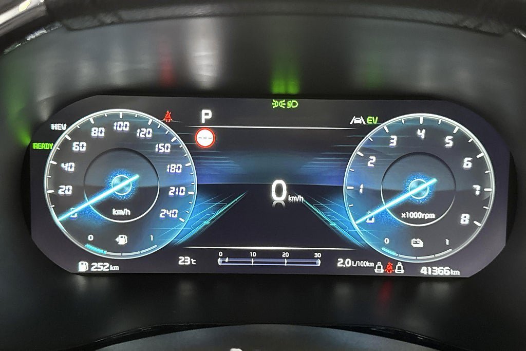 Vehicle Image 10