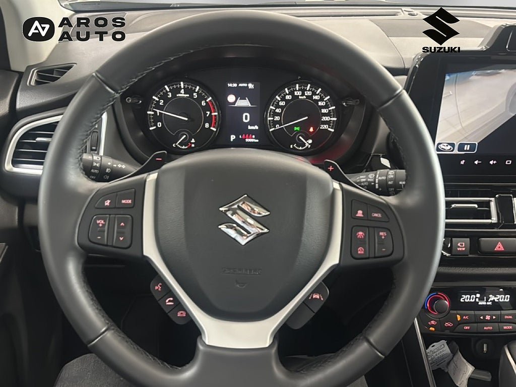 Vehicle Image 10