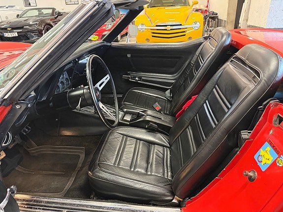 Vehicle Image 18