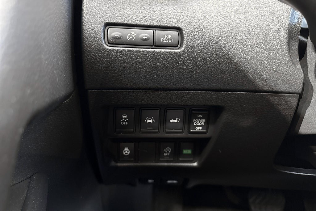 Vehicle Image 24