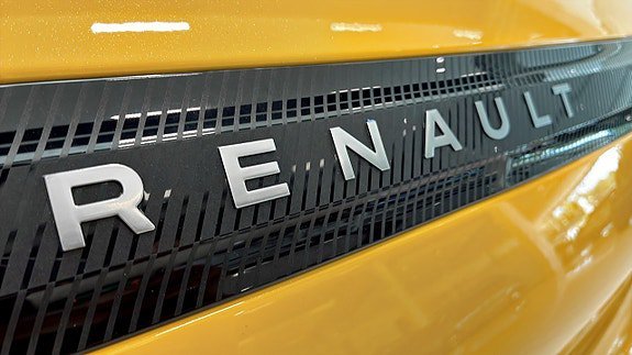Vehicle Image 24