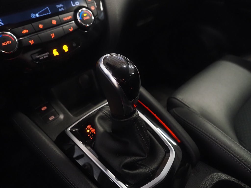 Vehicle Image 24