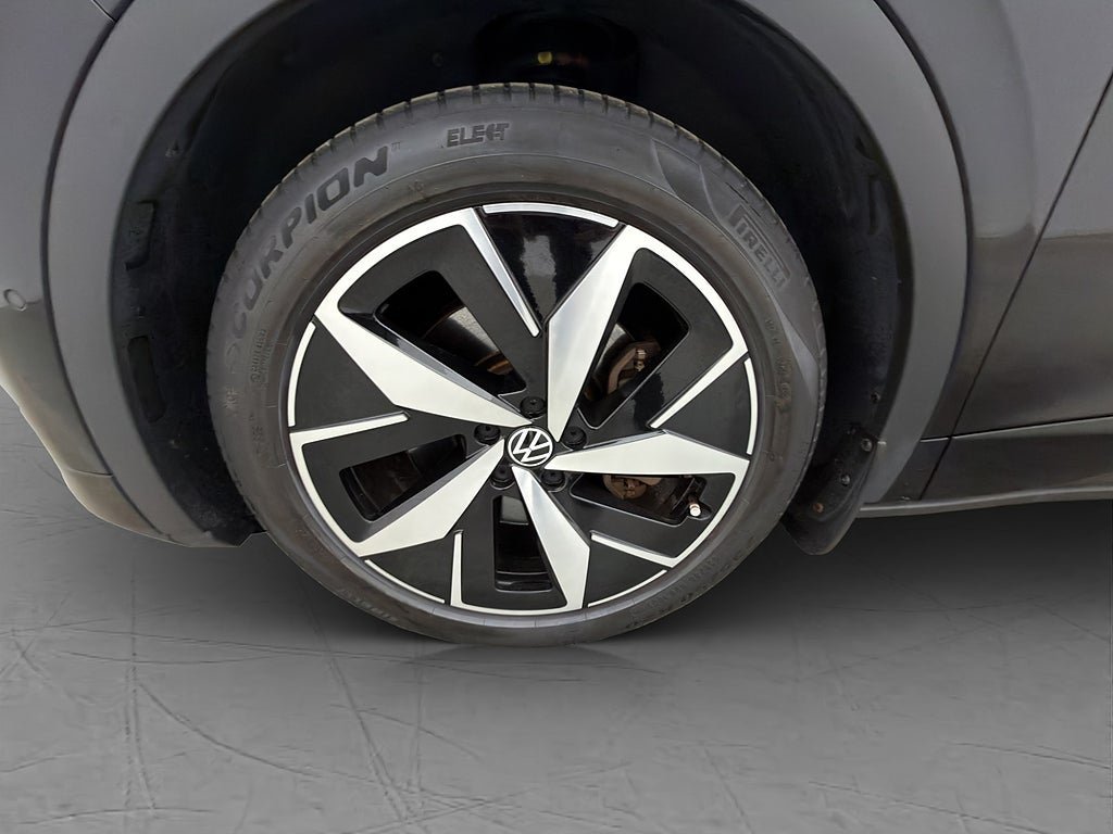 Vehicle Image 33