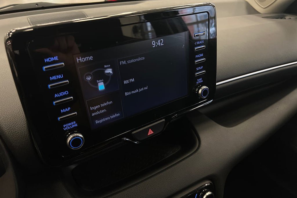 Vehicle Image 15