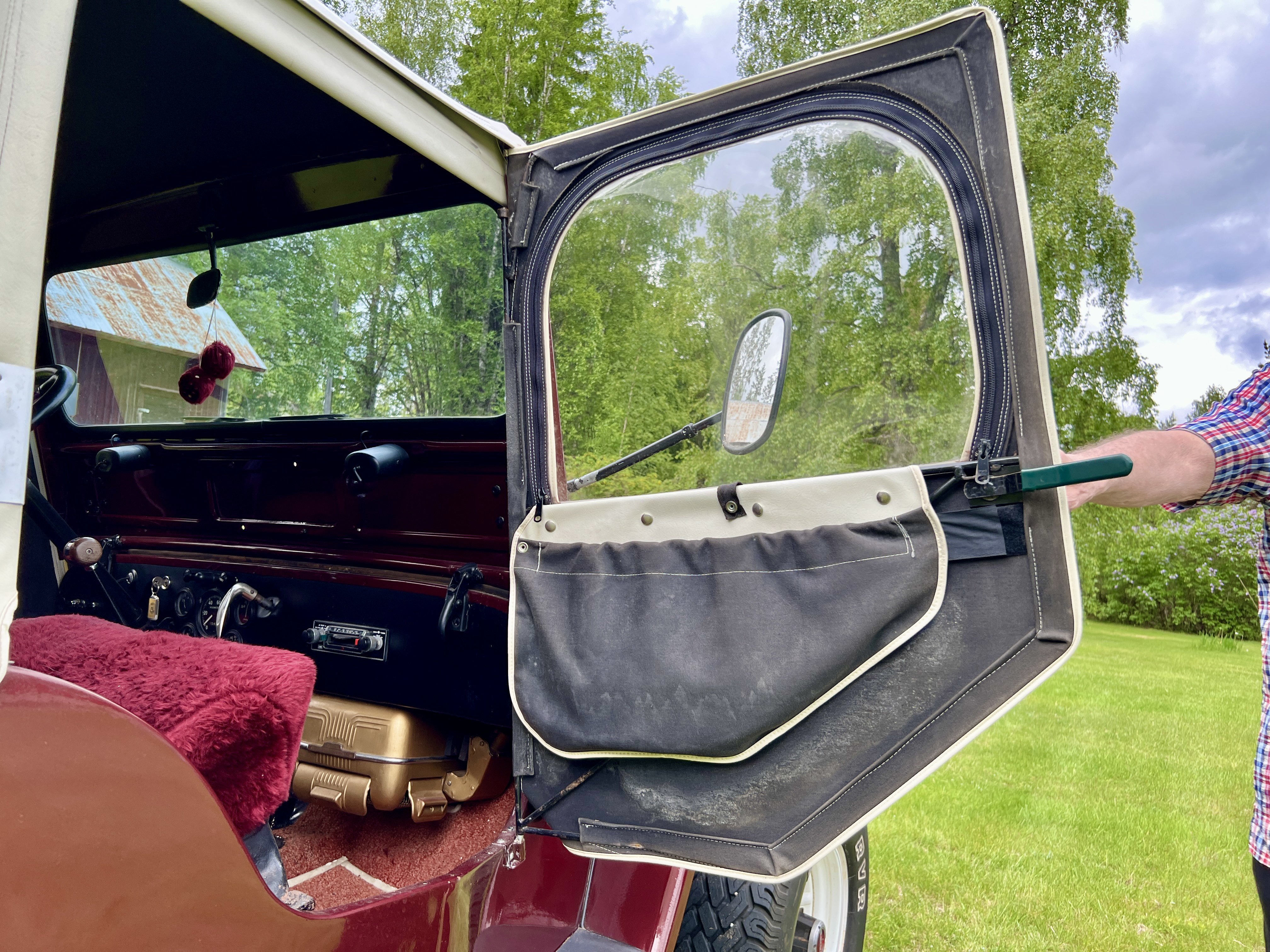 Vehicle Image 37