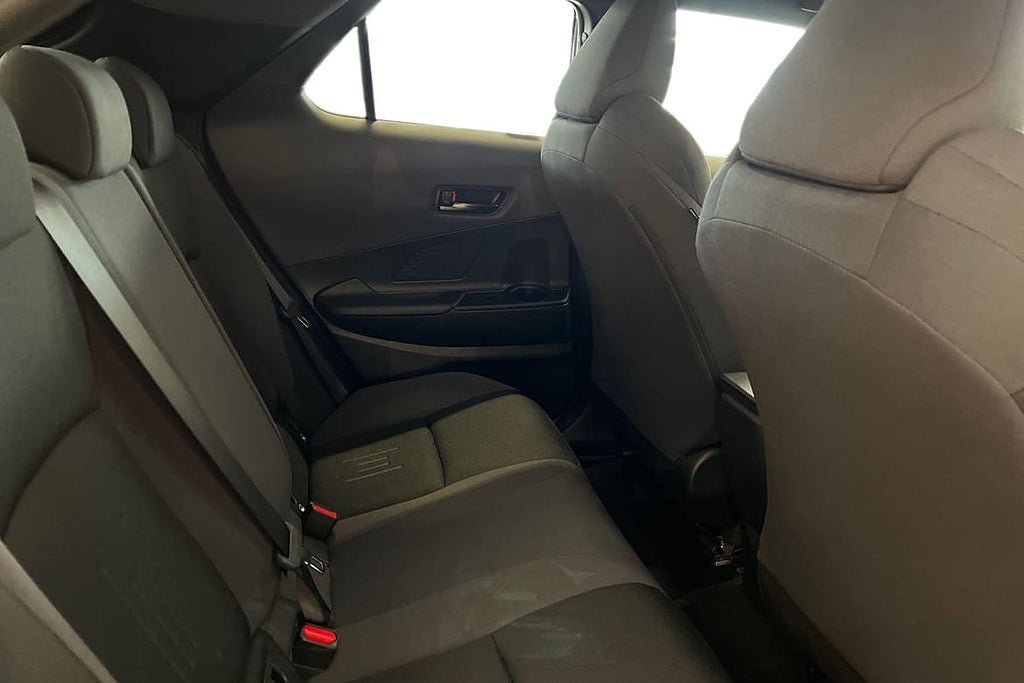 Vehicle Image 7