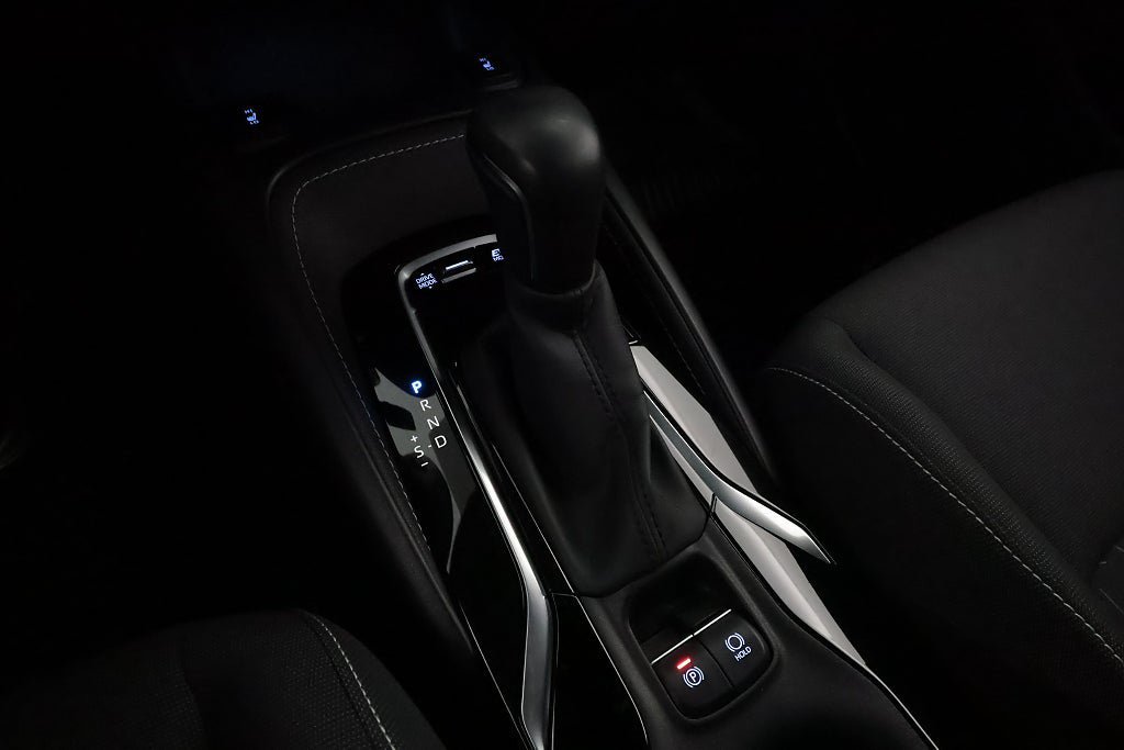 Vehicle Image 23
