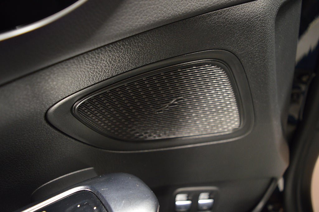 Vehicle Image 32