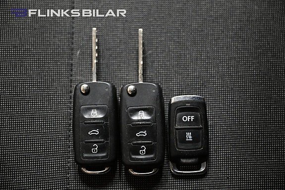 Vehicle Image 33
