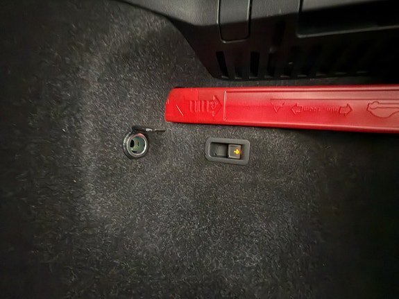Vehicle Image 18
