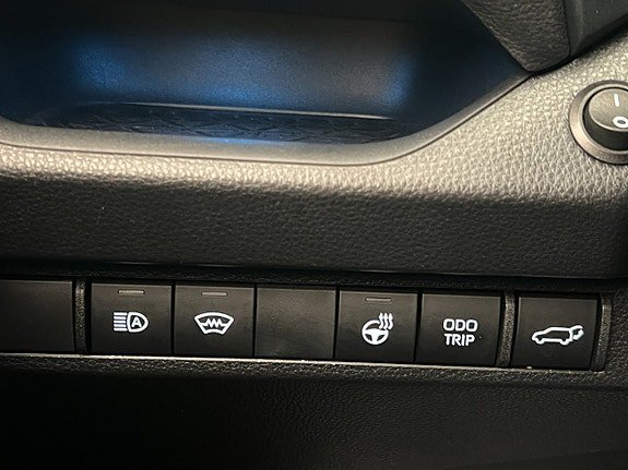 Vehicle Image 29