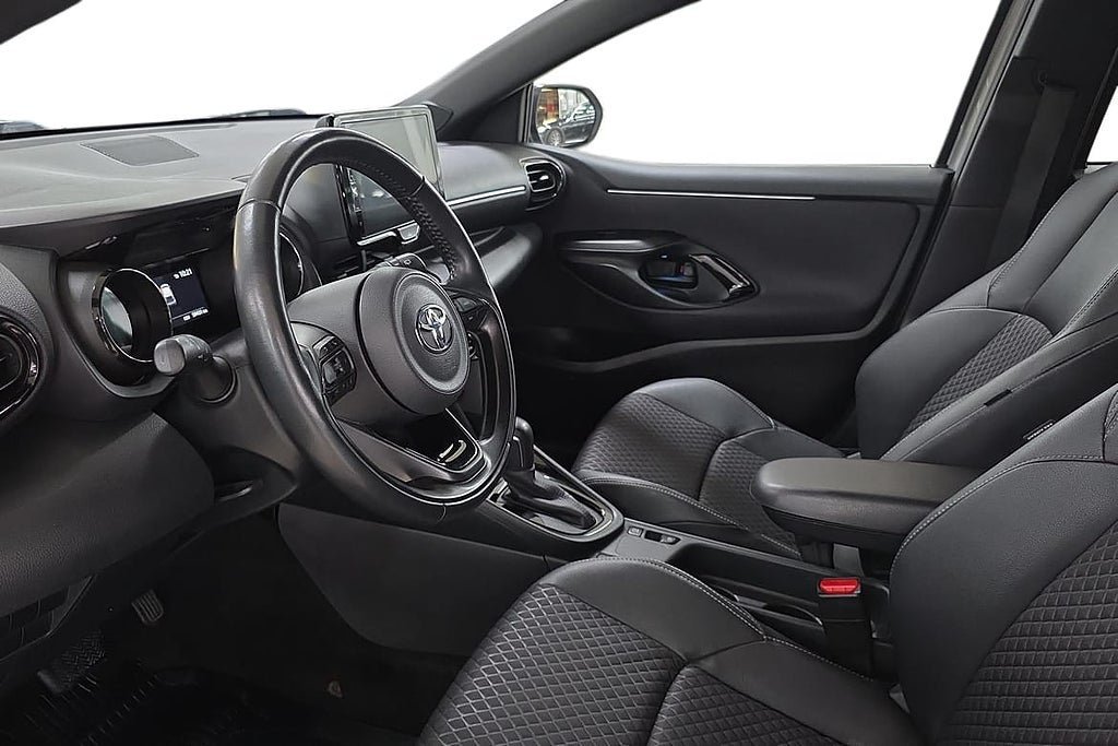 Vehicle Image 14
