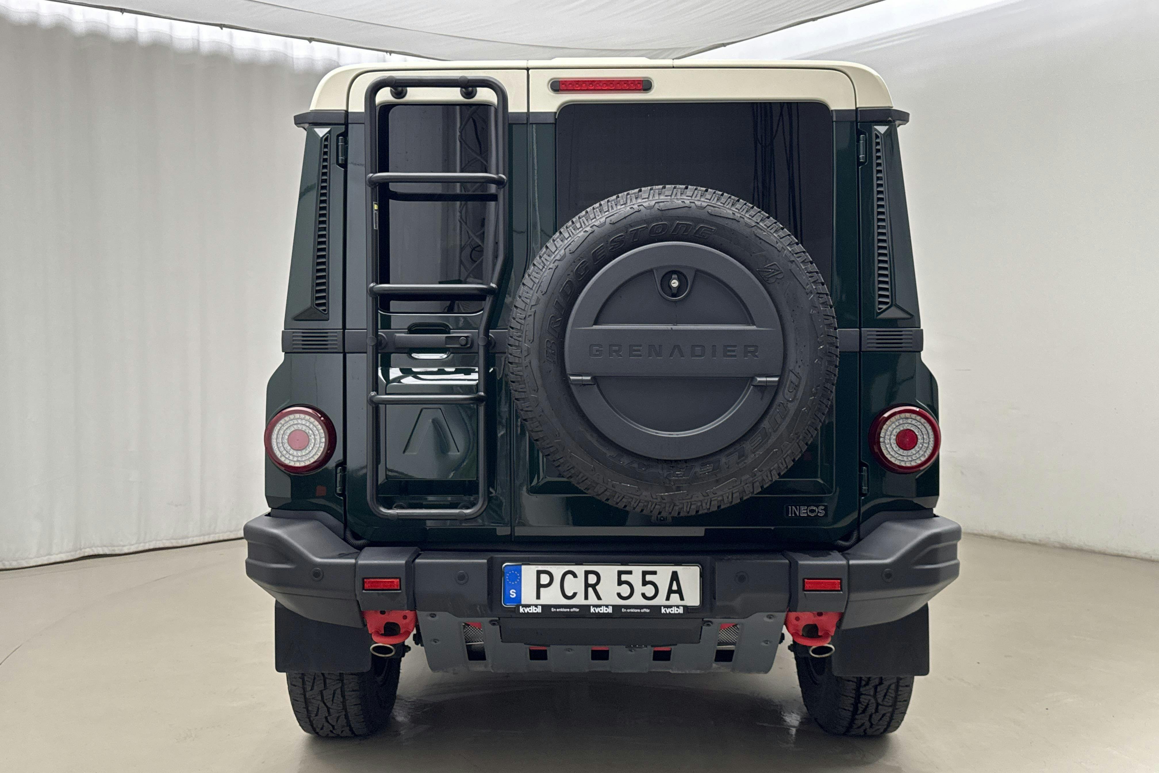 Vehicle Image 5