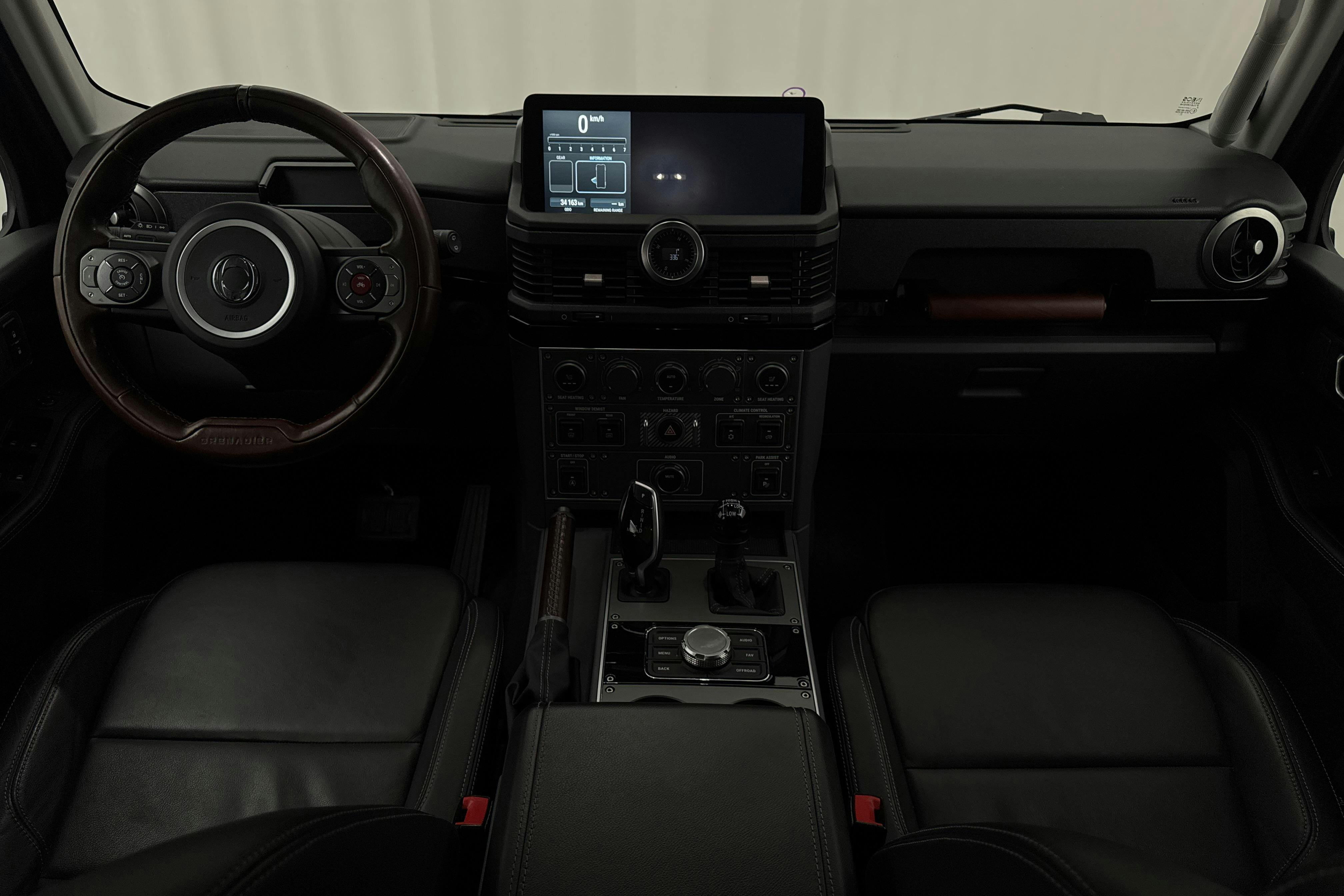 Vehicle Image 6