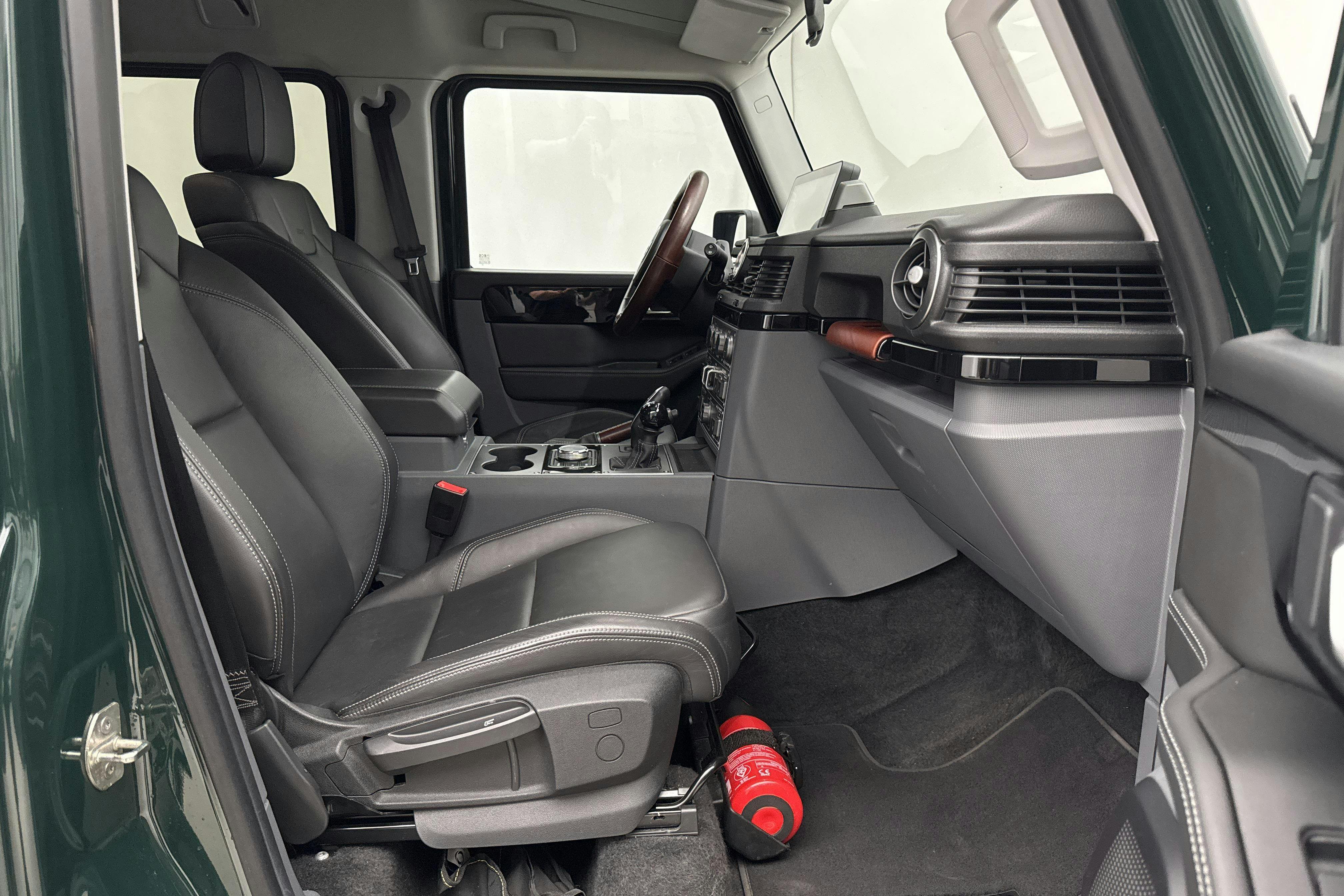 Vehicle Image 7
