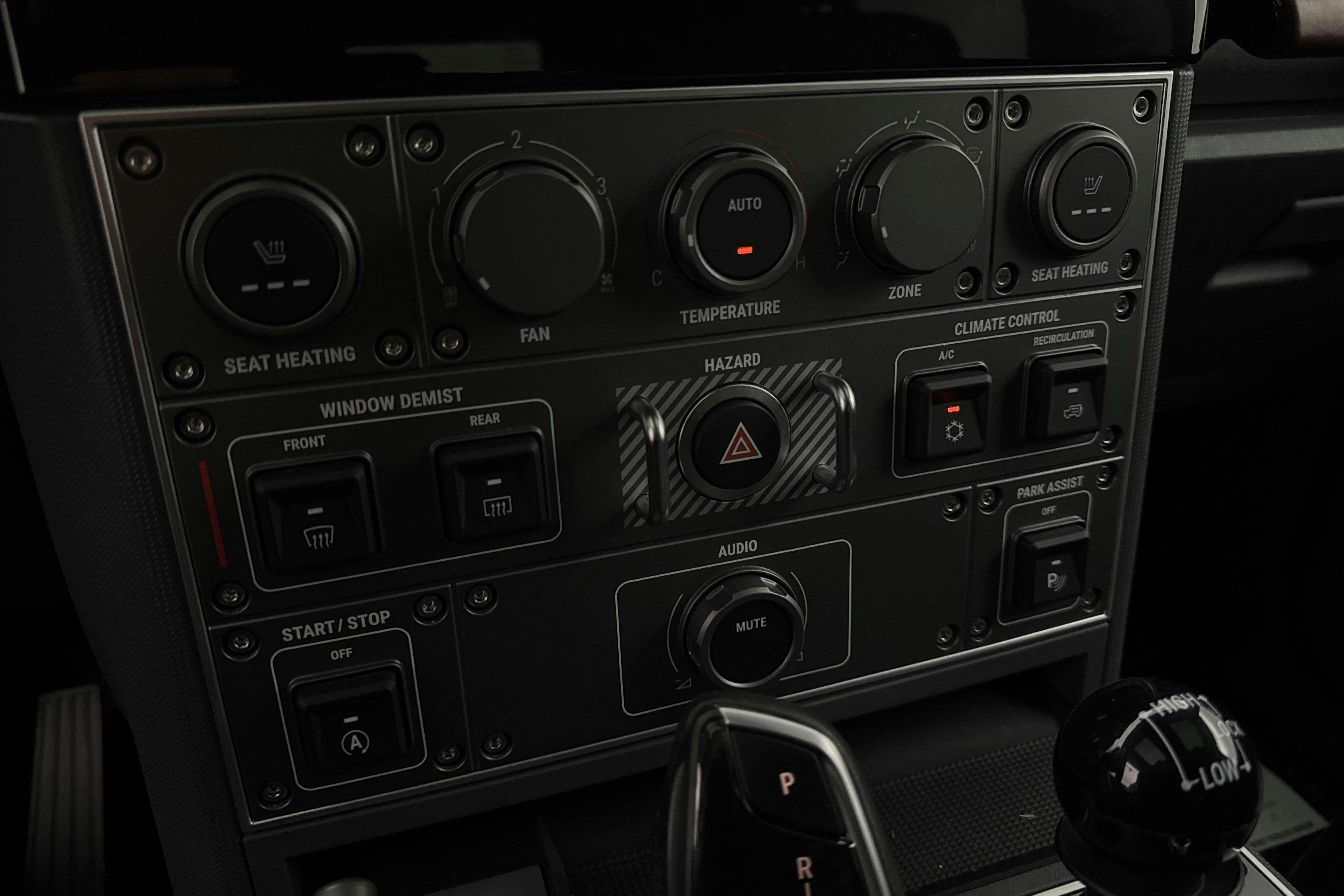Vehicle Image 13