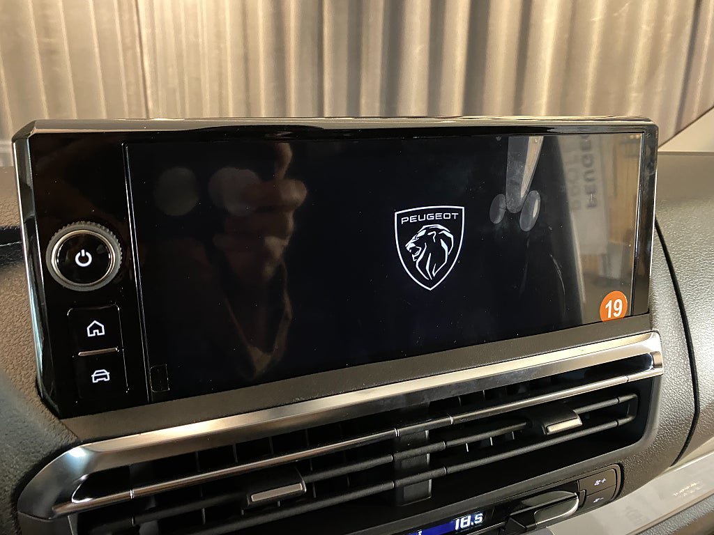 Vehicle Image 39