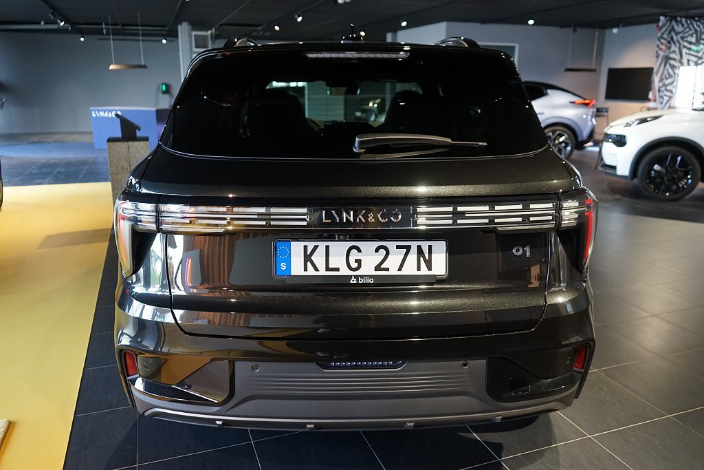 Vehicle Image 8