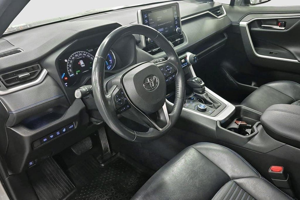 Vehicle Image 7