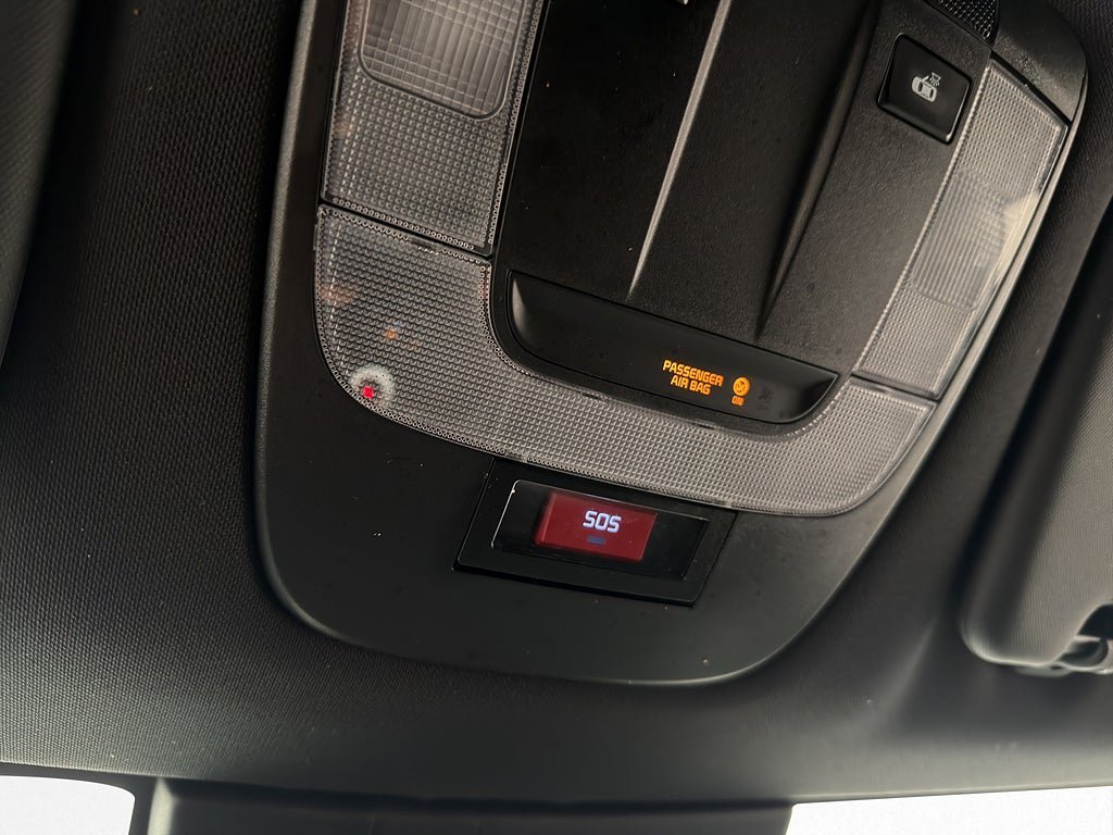Vehicle Image 32