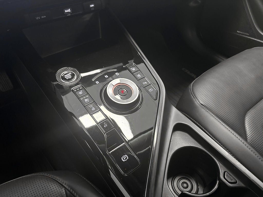 Vehicle Image 13