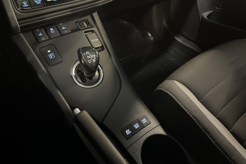 Vehicle Image 23