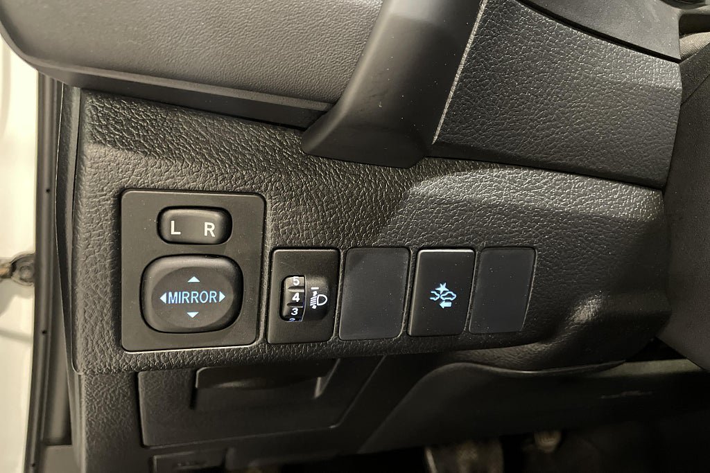 Vehicle Image 27