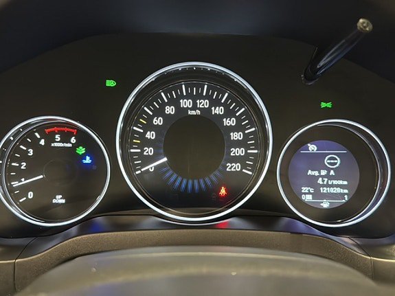 Vehicle Image 10