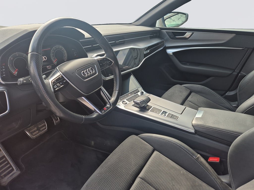 Vehicle Image 6