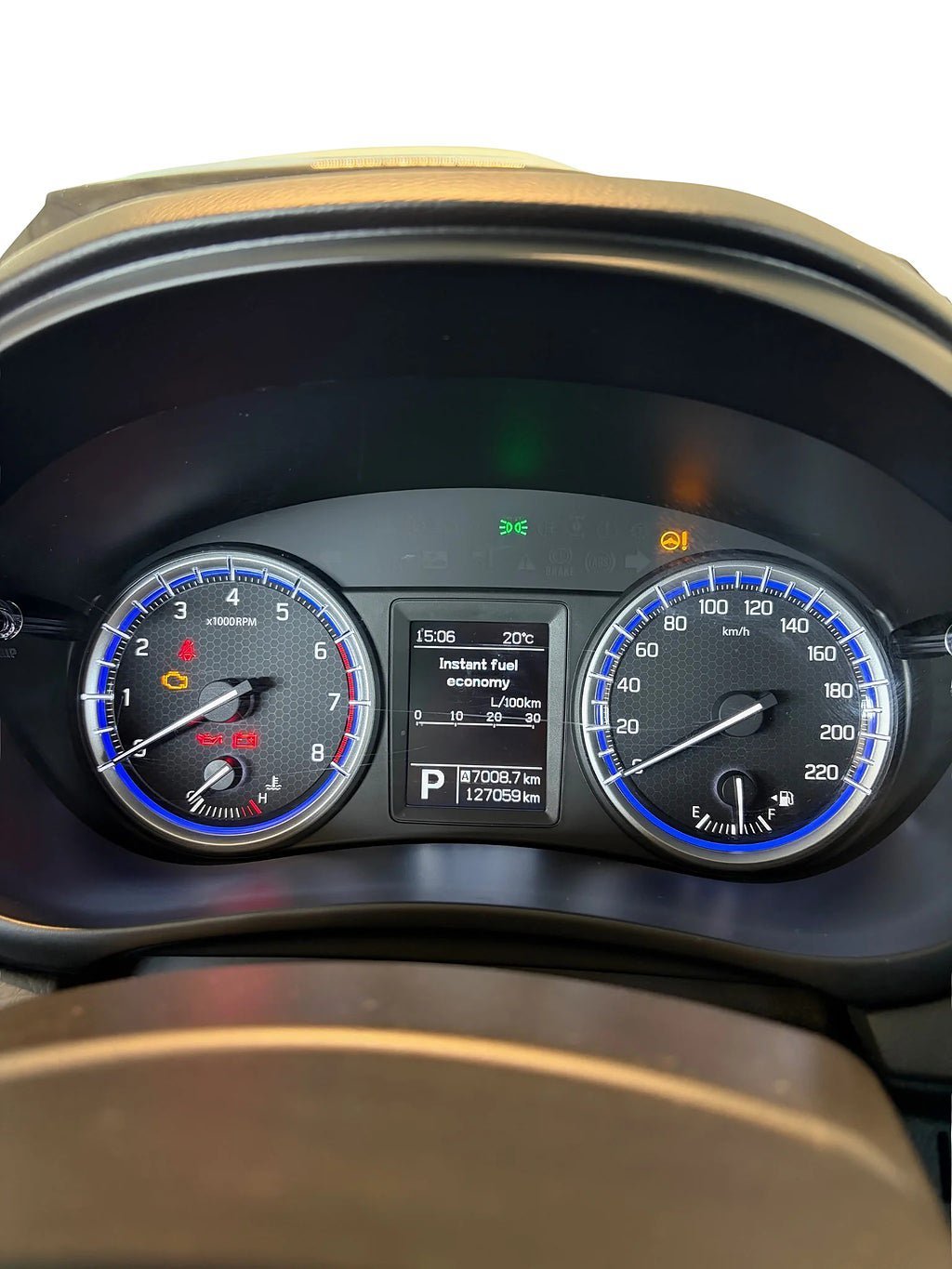 Vehicle Image 9