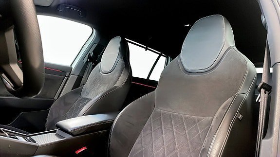 Vehicle Image 26