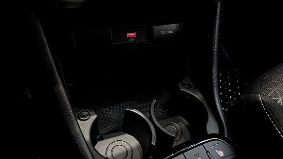 Vehicle Image 23