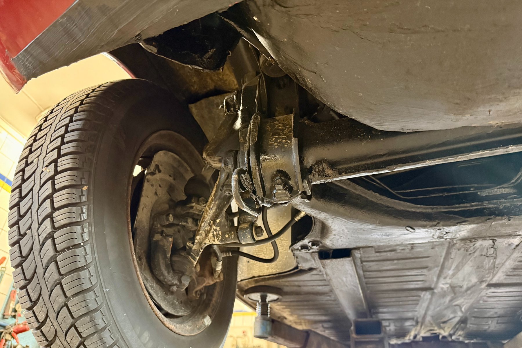 Vehicle Image 6