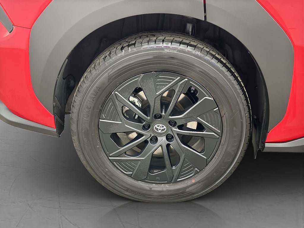 Vehicle Image 33