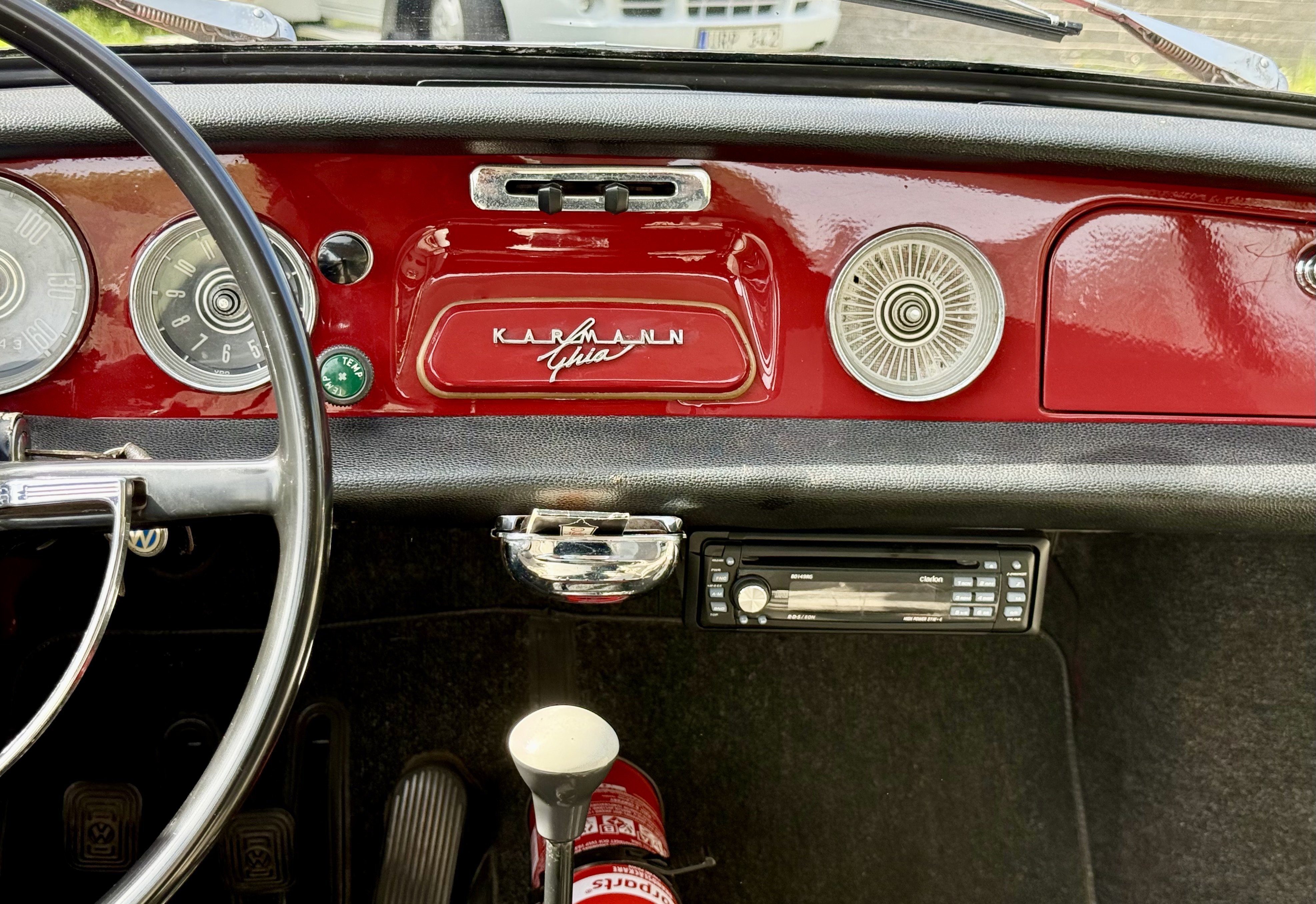 Vehicle Image 16