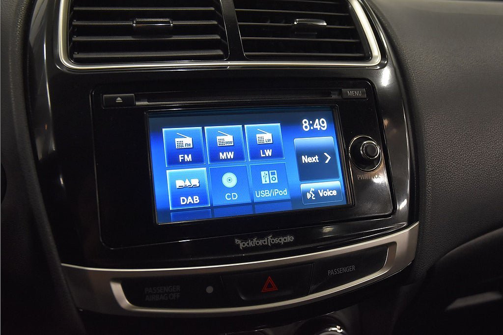 Vehicle Image 14
