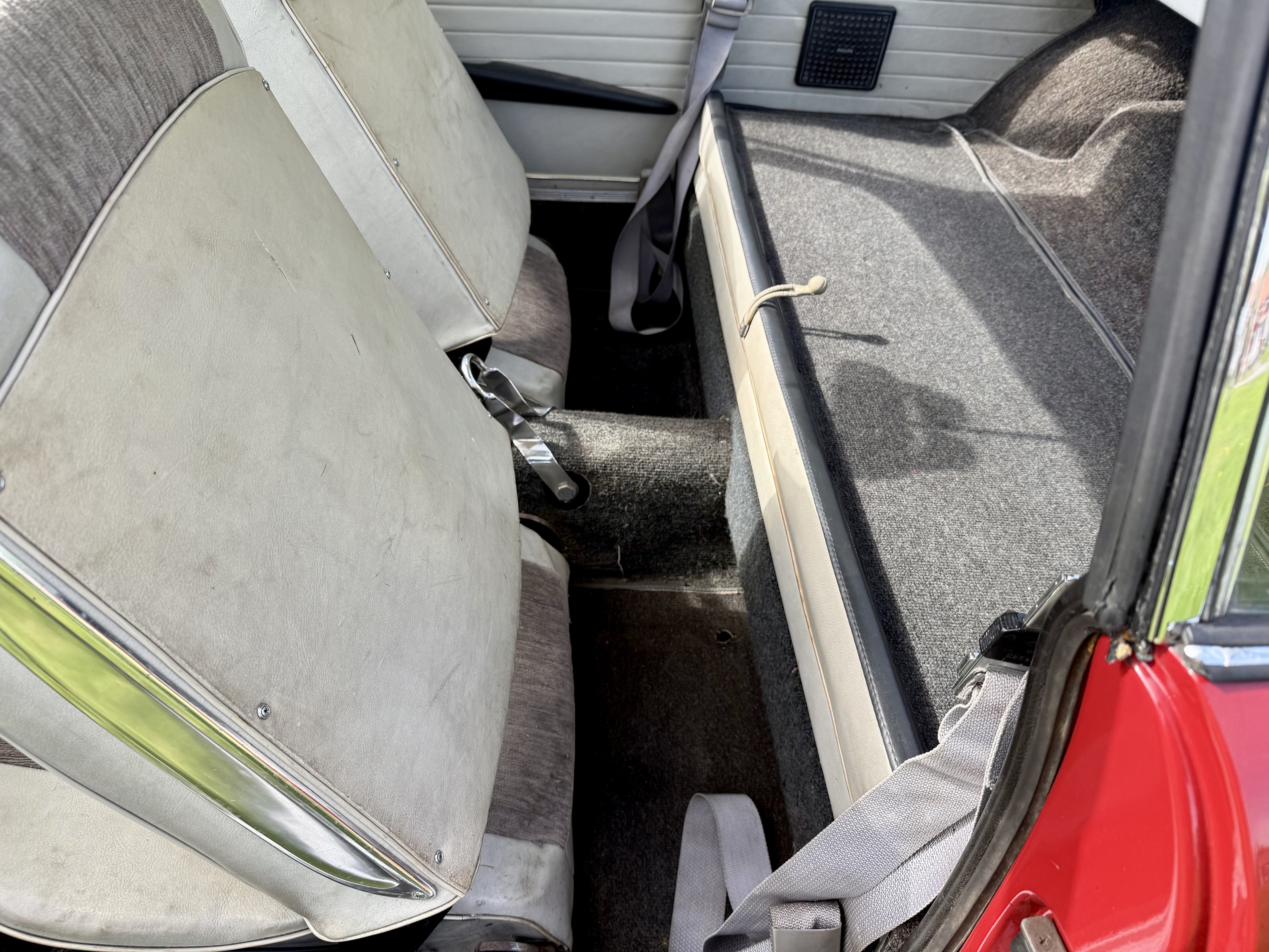 Vehicle Image 23
