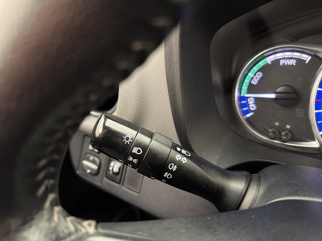 Vehicle Image 15