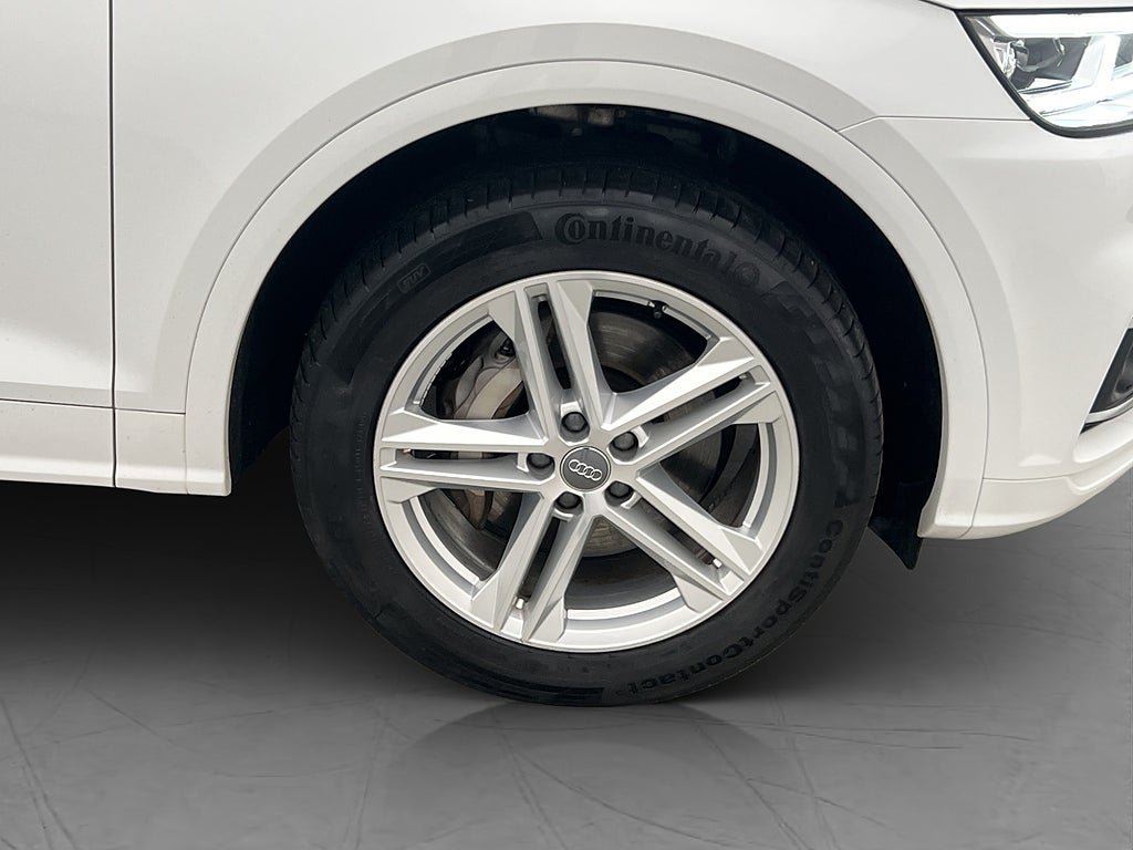 Vehicle Image 31