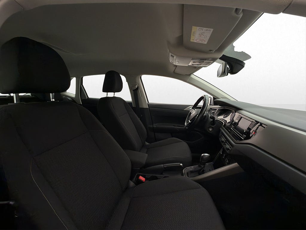 Vehicle Image 23