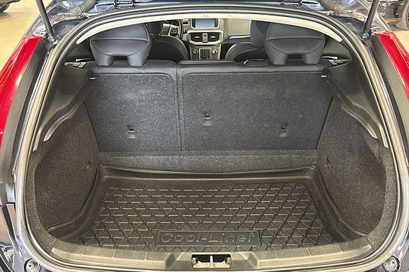 Vehicle Image 24
