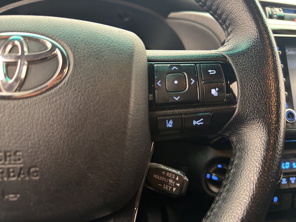 Vehicle Image 21